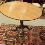 819 1472 TEA TABLE